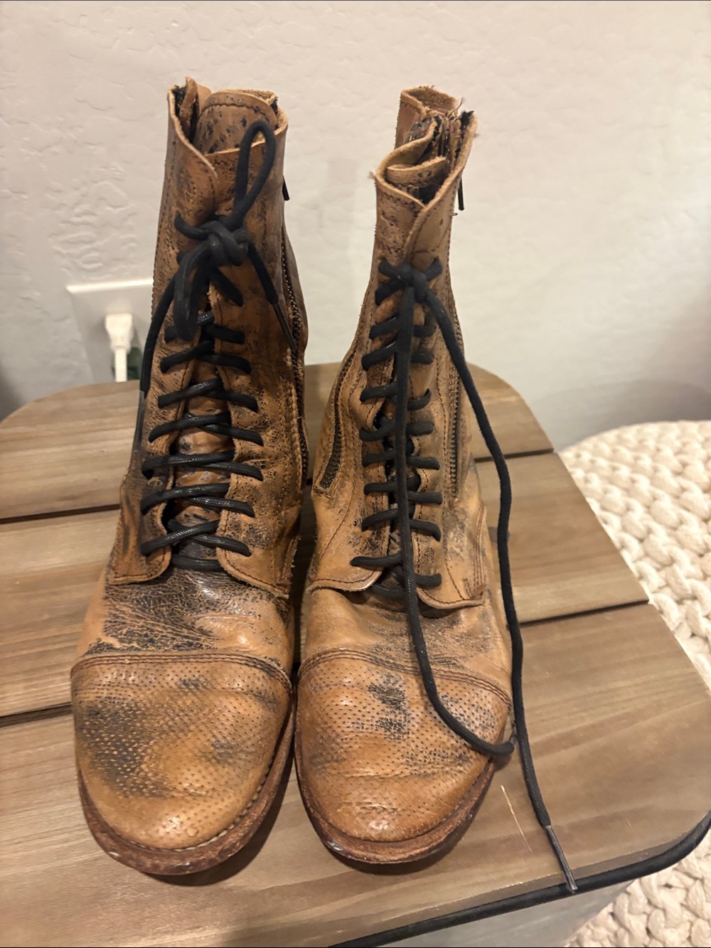 Womens Leather Lace-Up Boots in Brown